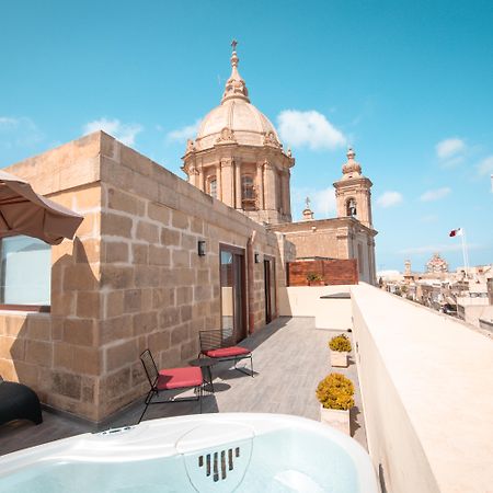 Quaint Boutique Hotel Надур Екстер'єр фото