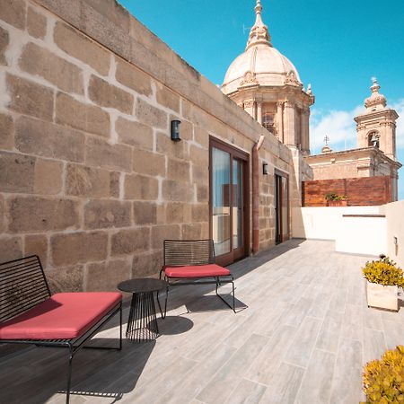 Quaint Boutique Hotel Надур Екстер'єр фото