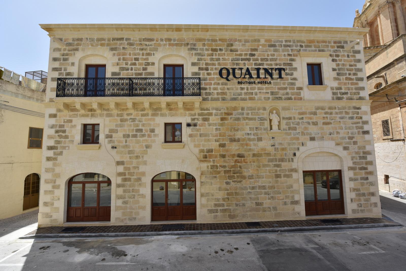 Quaint Boutique Hotel Надур Екстер'єр фото